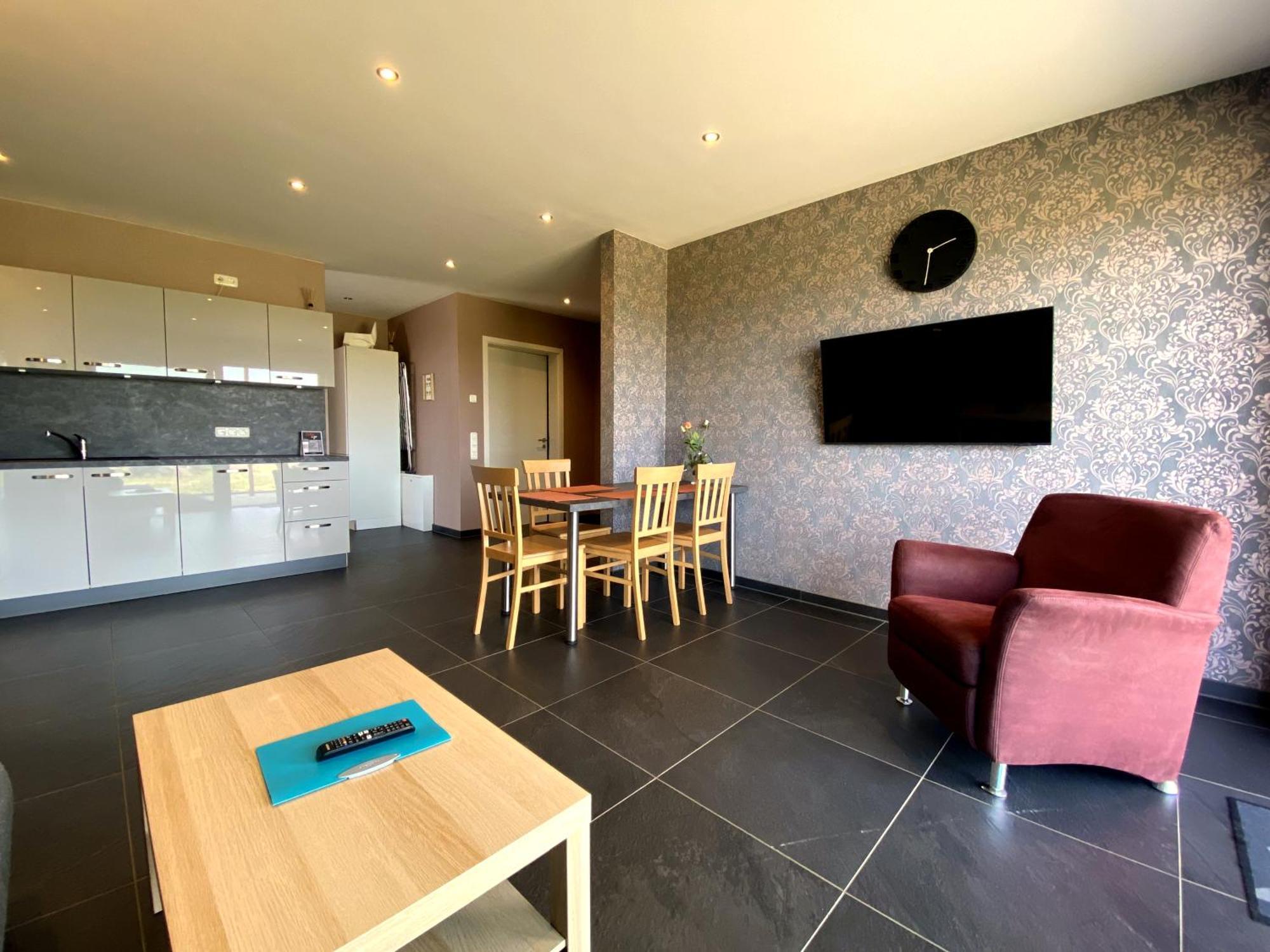Ferienwohnung Am Weiher Kategorie 1 니데겐 외부 사진