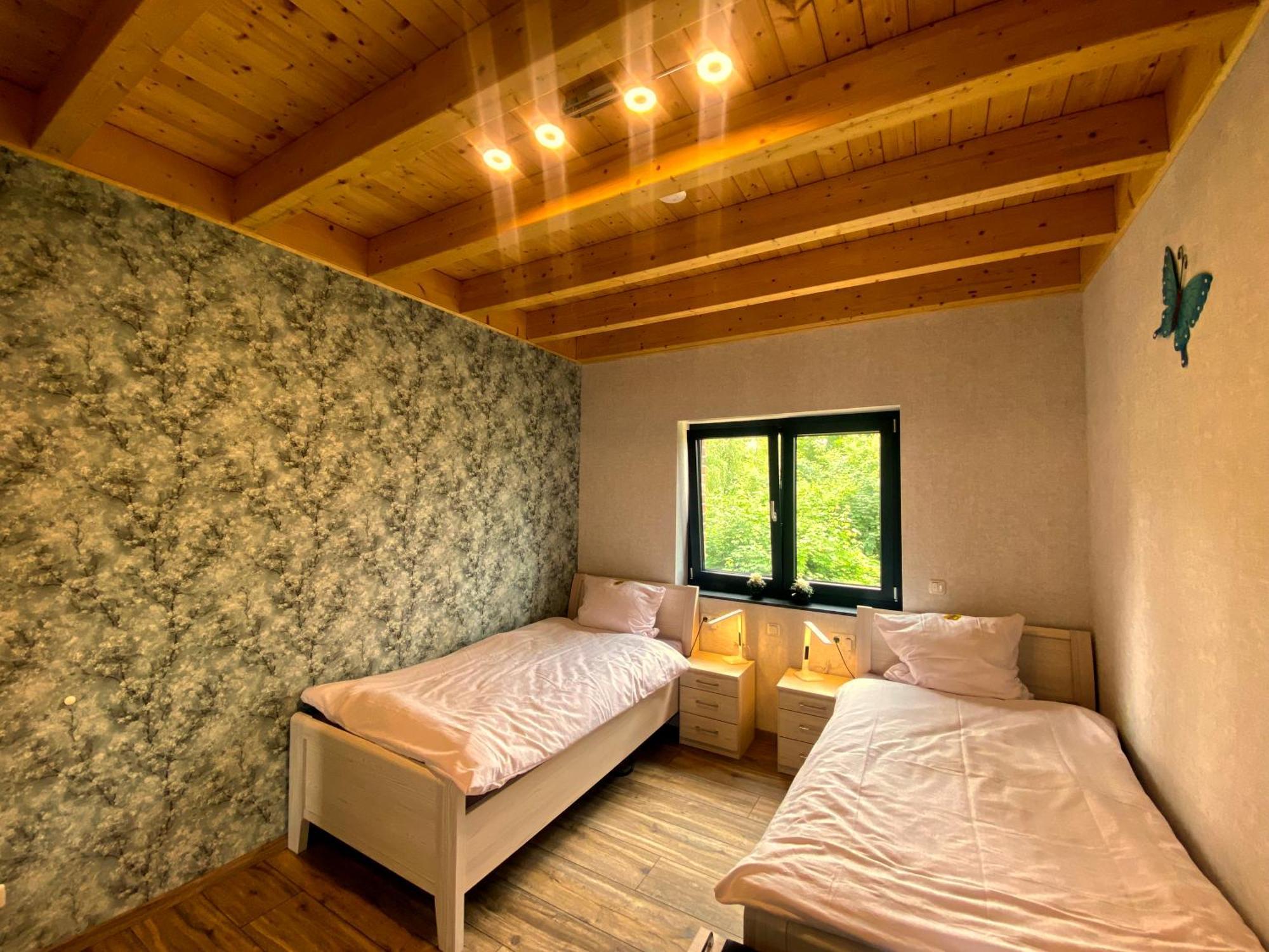 Ferienwohnung Am Weiher Kategorie 1 니데겐 외부 사진